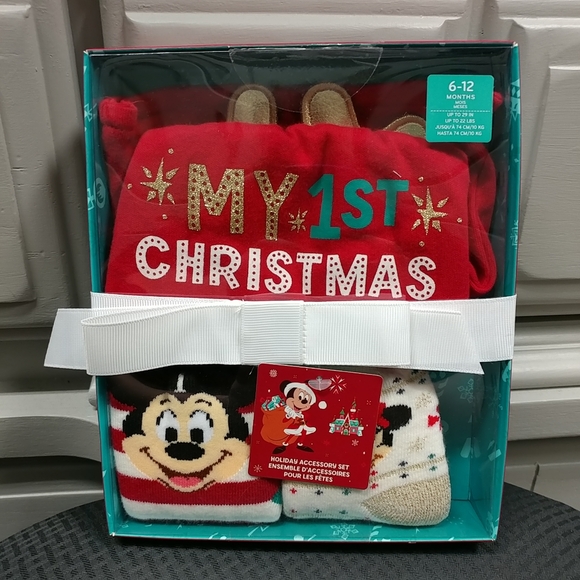Mickey Mouse & Friends My 1st Christmas Beanie Set 6-12M Baby Hat Socks Diaper - Picture 9 of 11